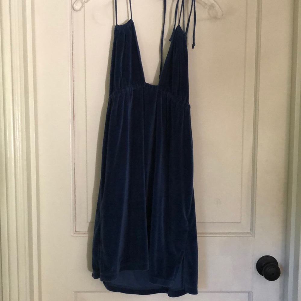 Indah sexy beach dress in velvet blue.